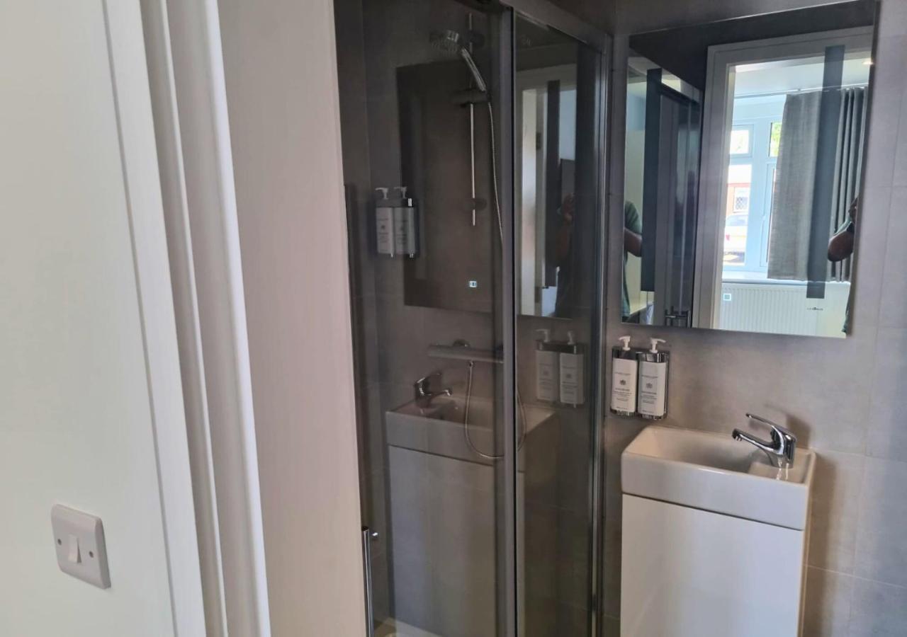 The Coppice Apartment Watford  Luaran gambar
