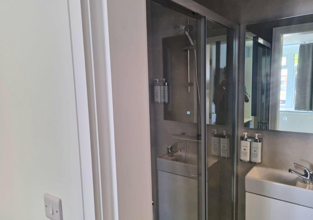 The Coppice Apartment Watford  Luaran gambar